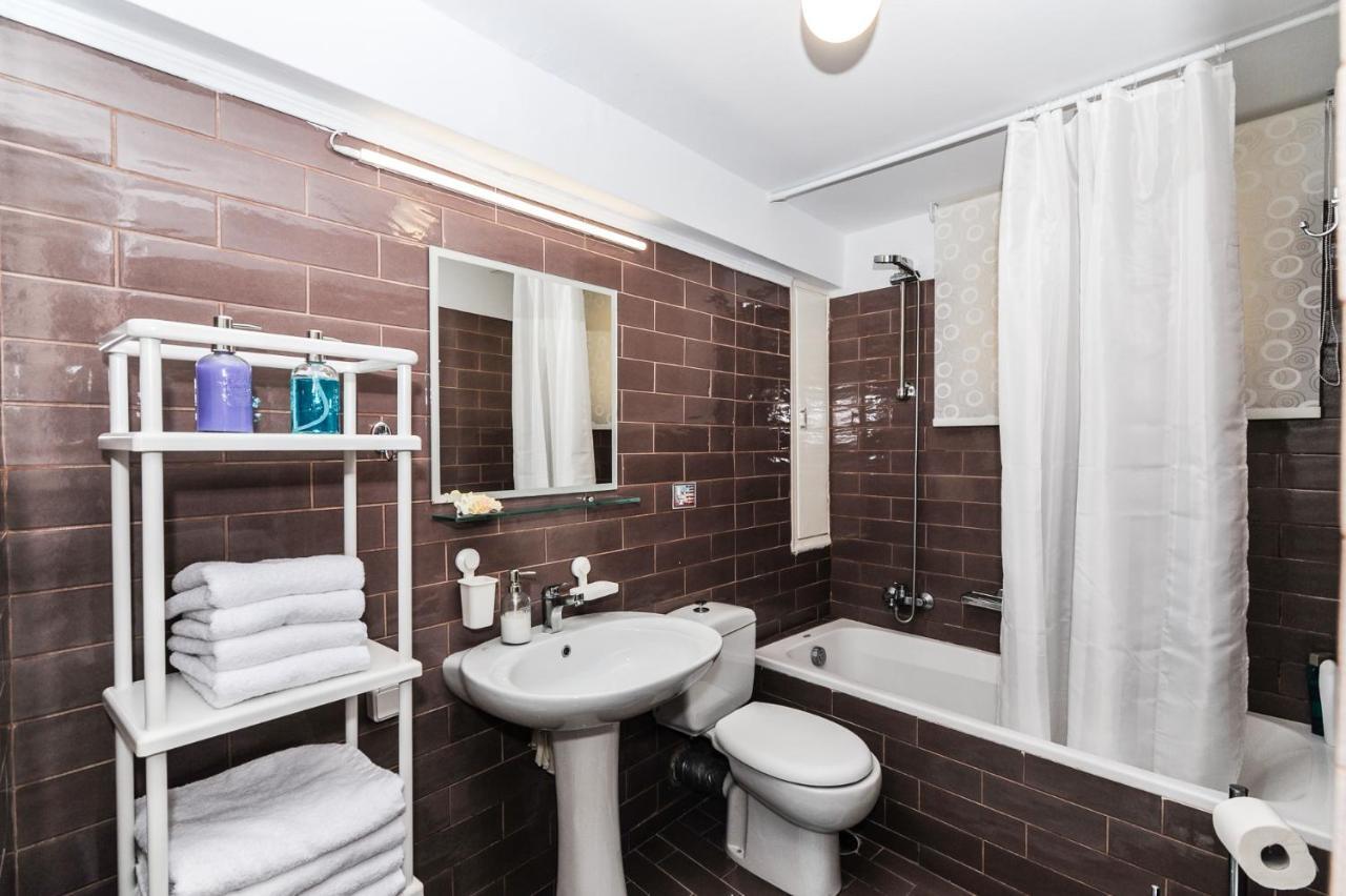 The Elegant. Spacious Center Apartment. Appartamento Candia